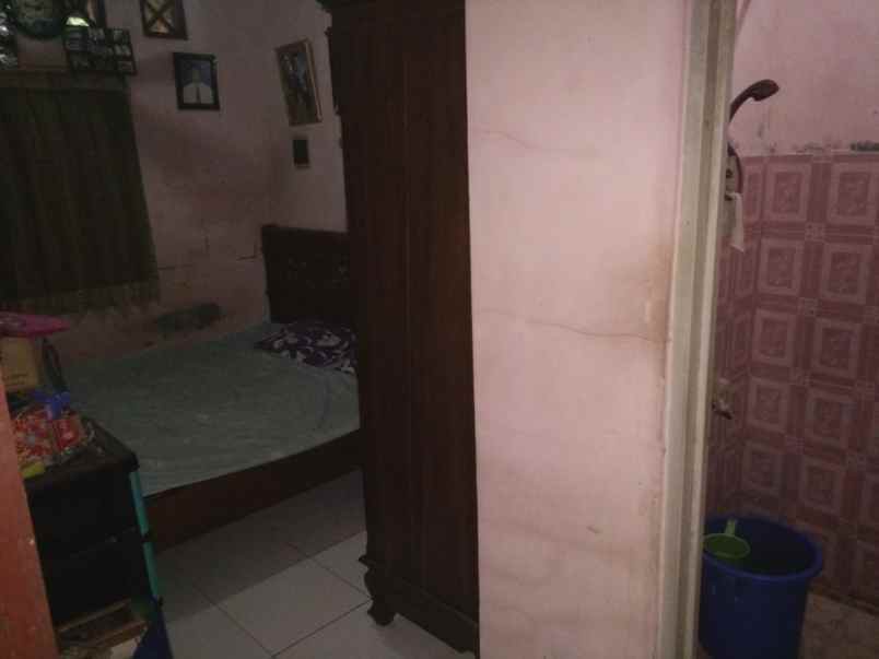 dijual rumah komplek pinang indah