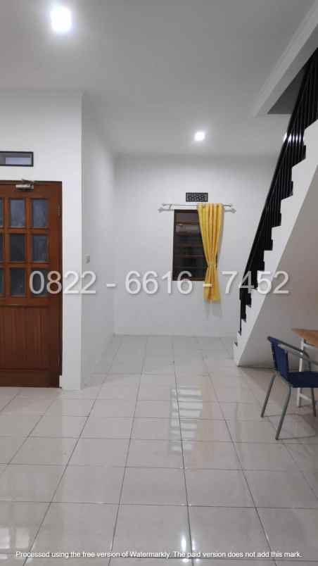 dijual rumah komplek sariwangi