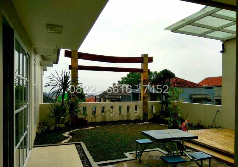 dijual rumah komplek sariwangi