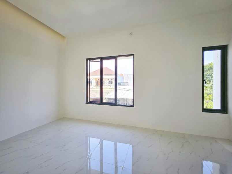 dijual rumah kota harapan indah bekasi