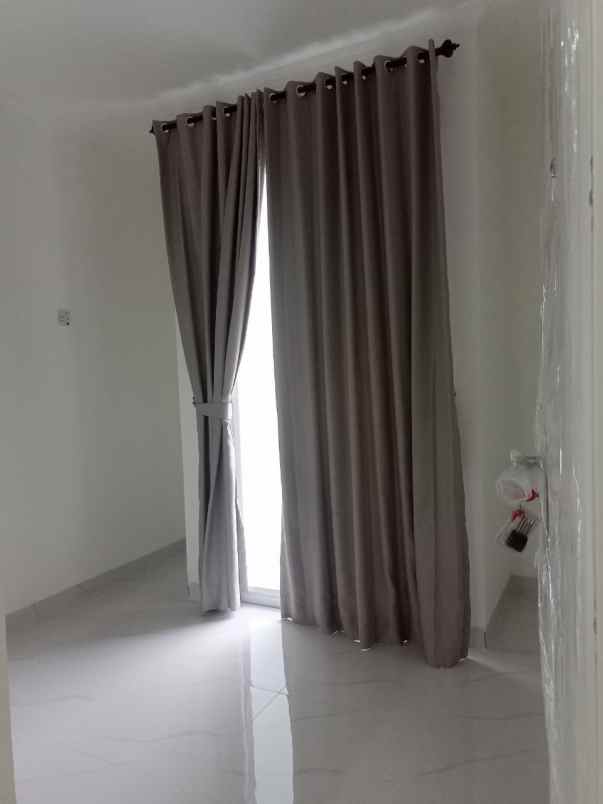 dijual rumah kota wisata cibubur