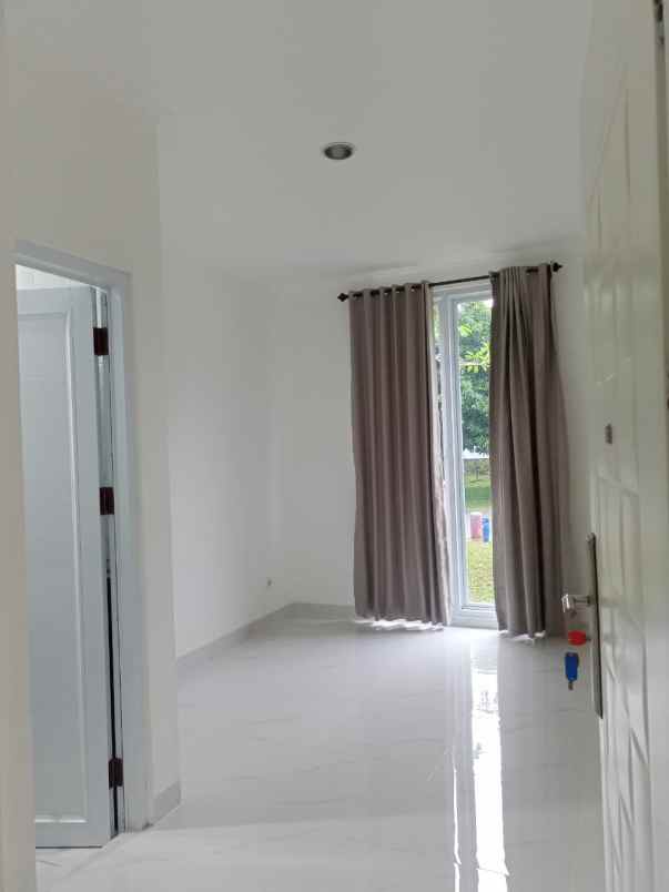 dijual rumah kota wisata cibubur