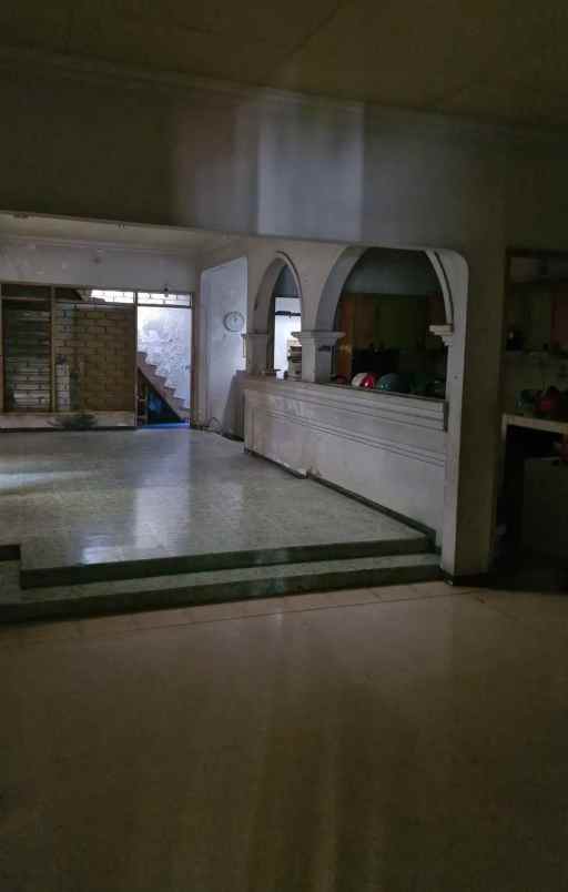 dijual rumah kutisari indah utara surabaya