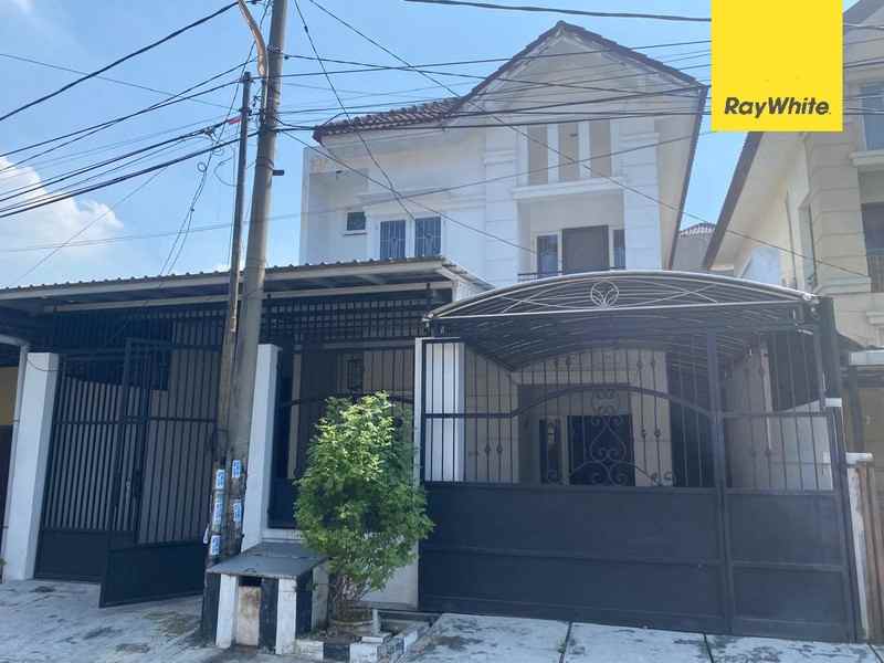 dijual rumah kutisari selatan