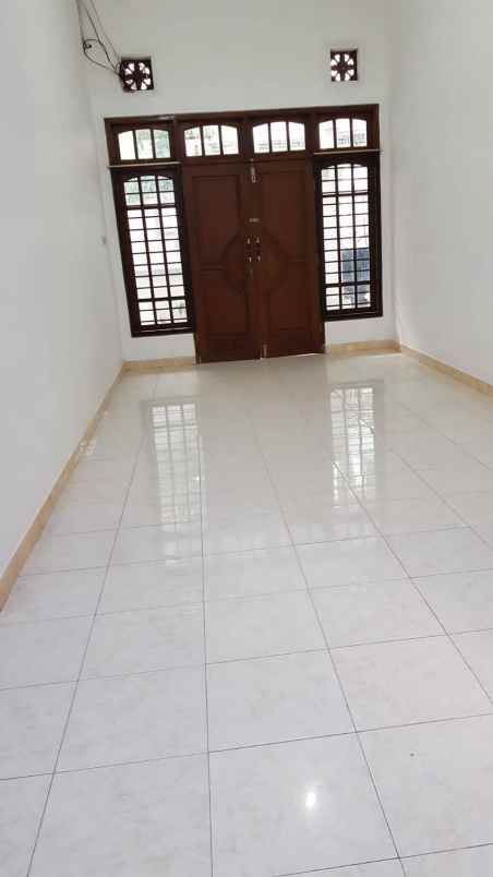 dijual rumah lebak
