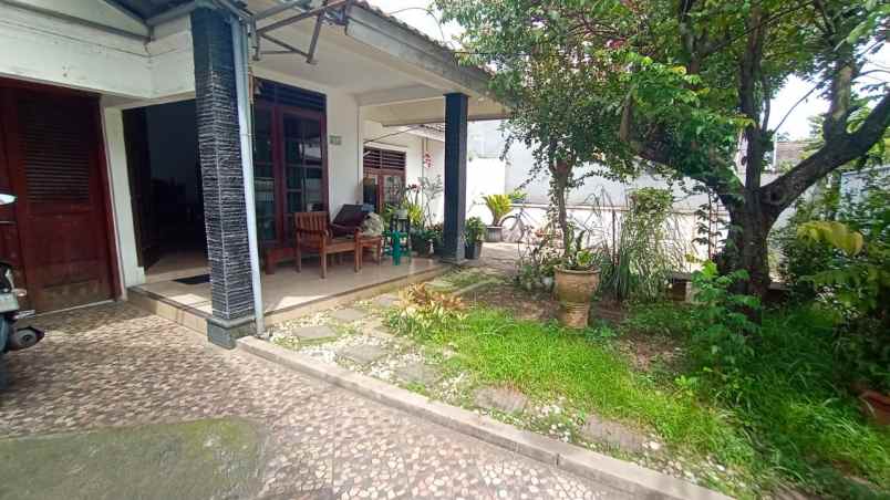dijual rumah legoso ciputat