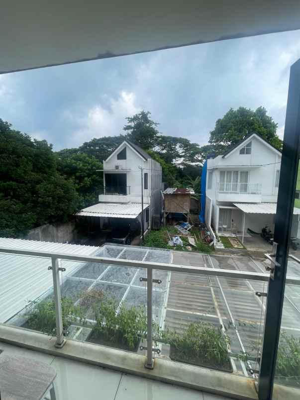 dijual rumah leuwimanggung depok