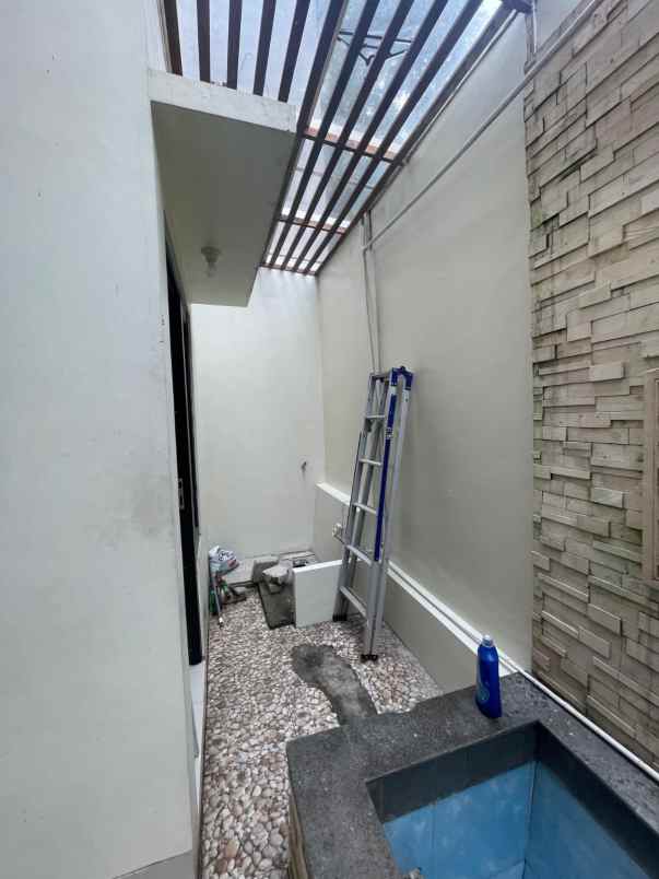 dijual rumah leuwimanggung depok