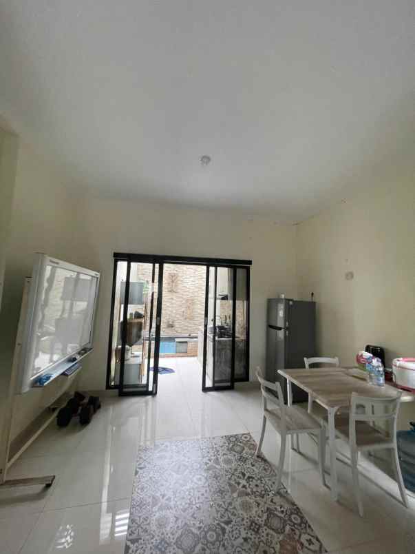 dijual rumah leuwimanggung depok