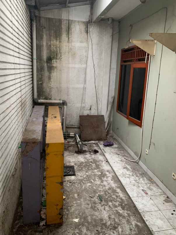 dijual rumah luas di pamulang tangerang selatan