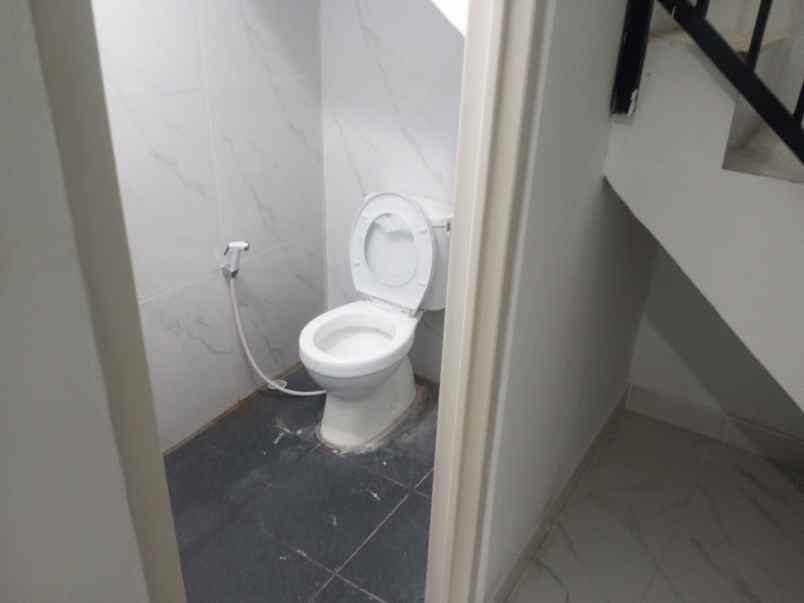 dijual rumah m kahfi 1