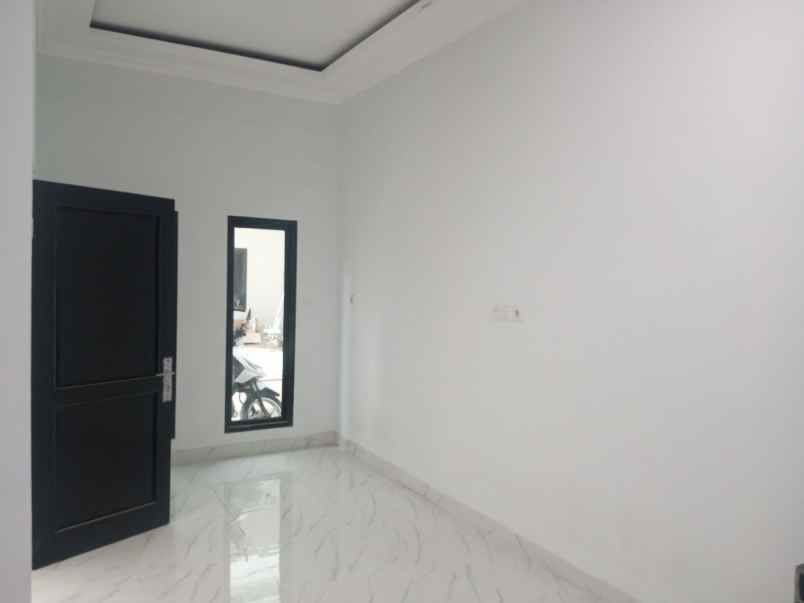 dijual rumah m kahfi 1