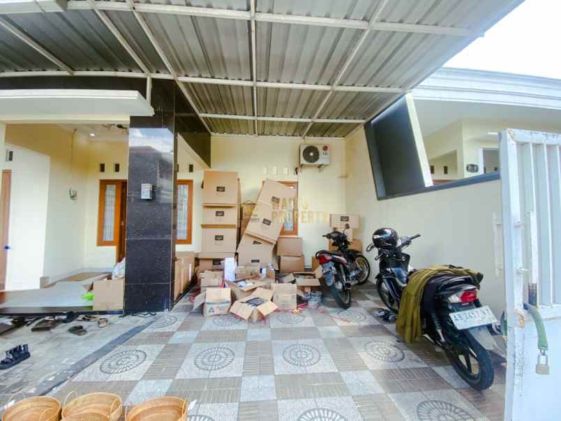 dijual rumah maguwoharjo depok sleman