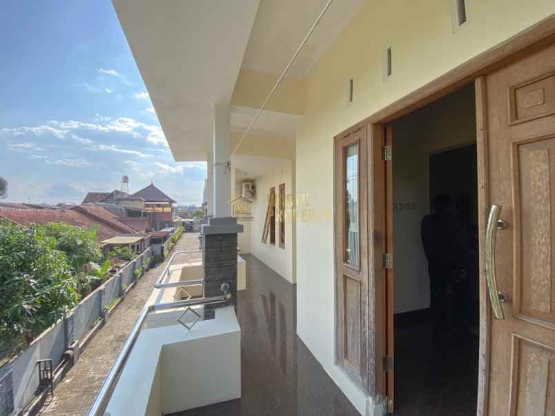 dijual rumah maguwoharjo kec depok kab