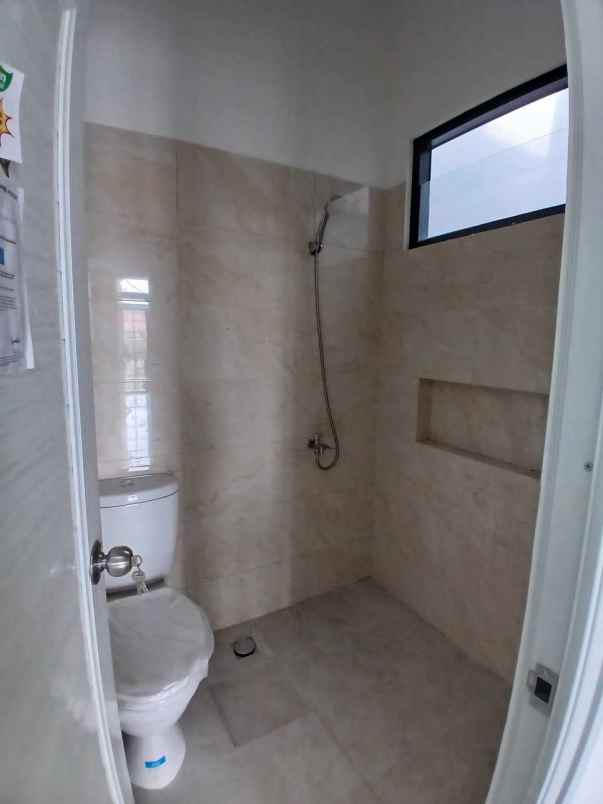 dijual rumah mampang indah 1