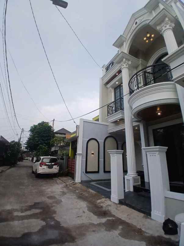 dijual rumah mampang indah 1