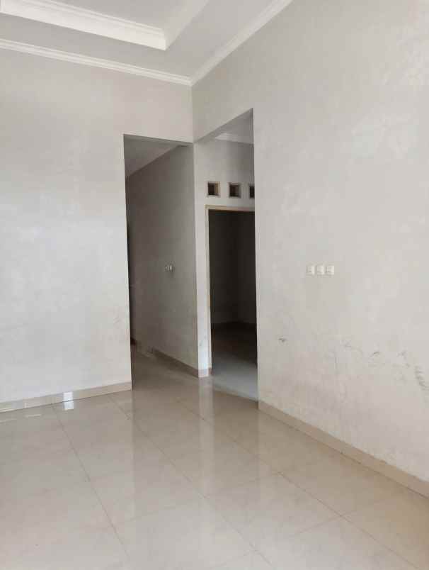 dijual rumah mampang pancoran mas depok
