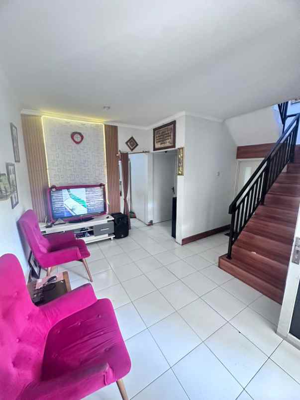 dijual rumah mandalajati
