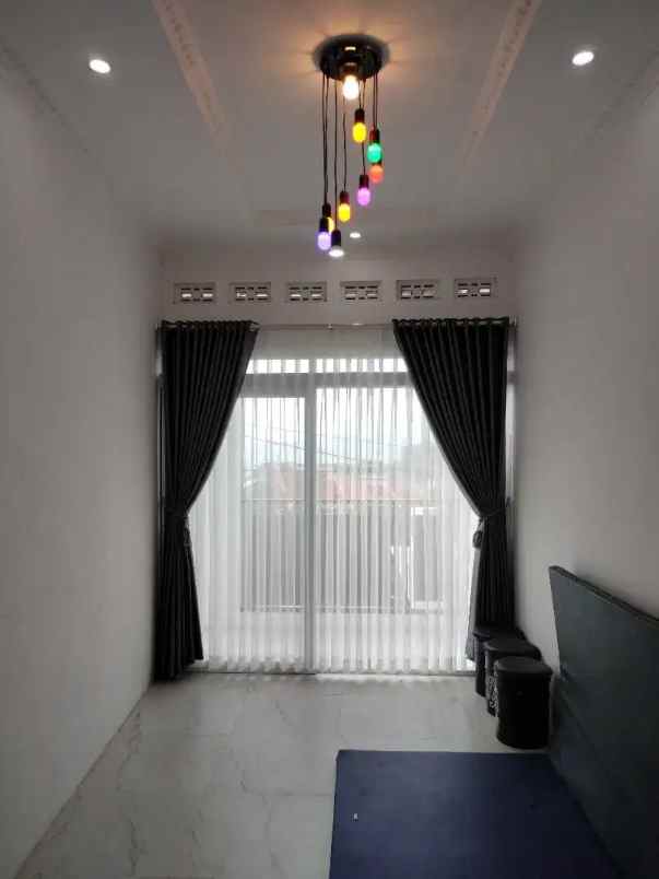 dijual rumah martasik cipageran