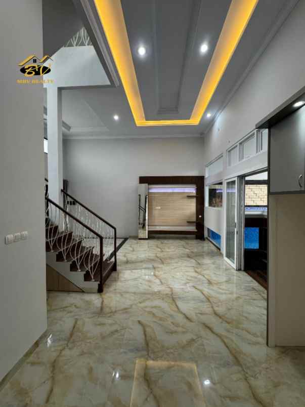 dijual rumah mbv249