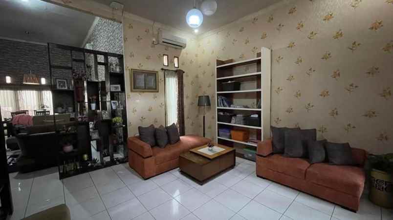 dijual rumah medan satria
