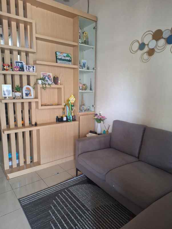 dijual rumah metland cileungsi sektor 6