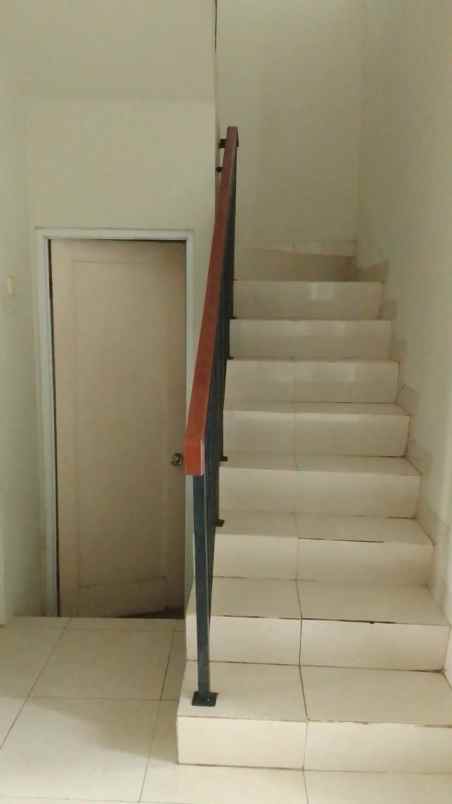 dijual rumah metland menteng