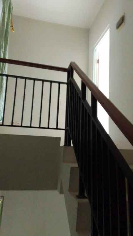 dijual rumah metland menteng