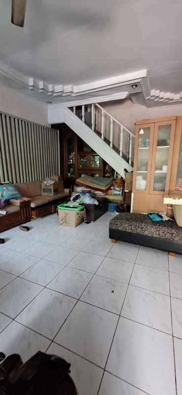 dijual rumah metland menteng