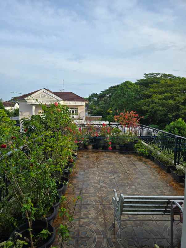 dijual rumah mewah siap huni di legenda wisata cibubur