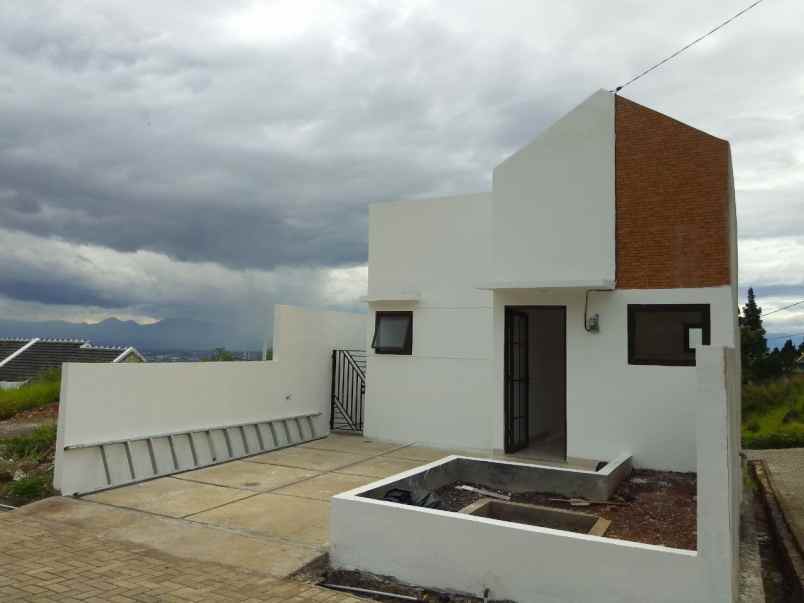 dijual rumah minimalis kota bandung