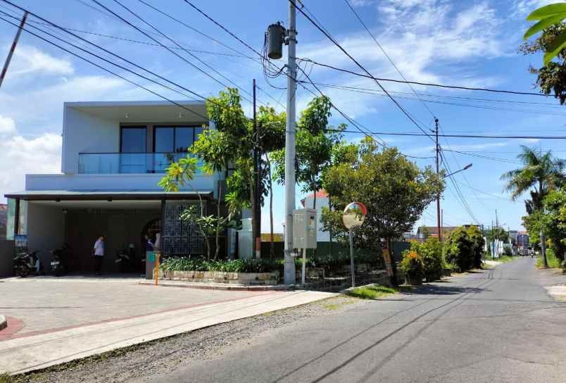 dijual rumah mlati sleman