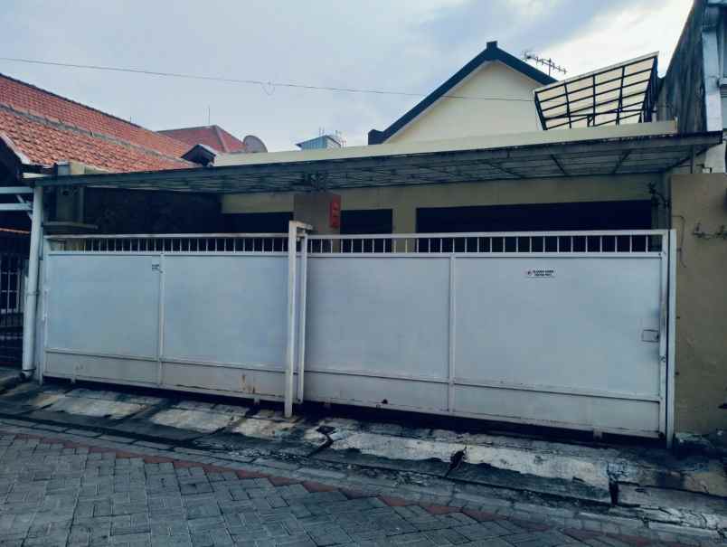 dijual rumah ngagel