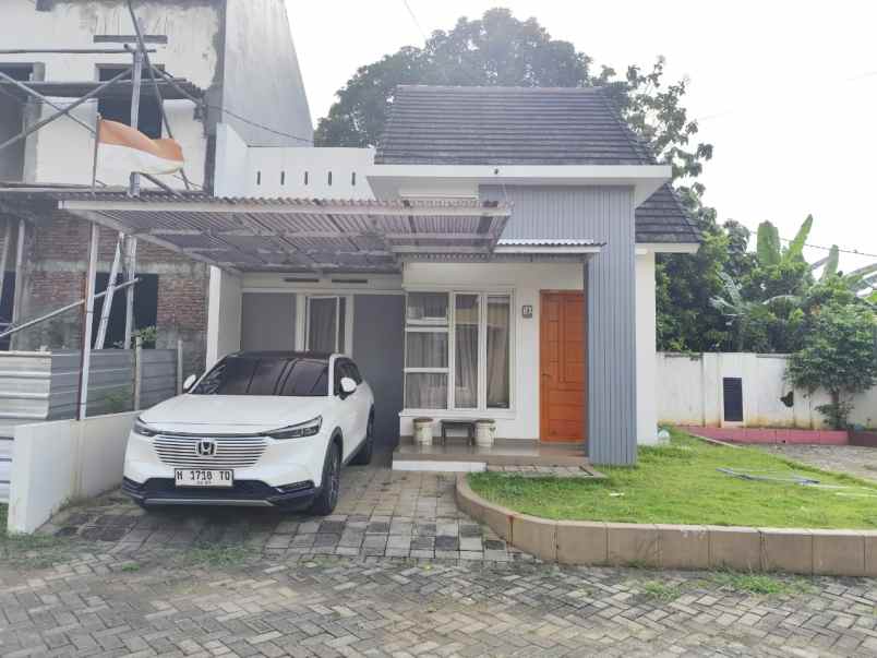 dijual rumah ngaliyan residence