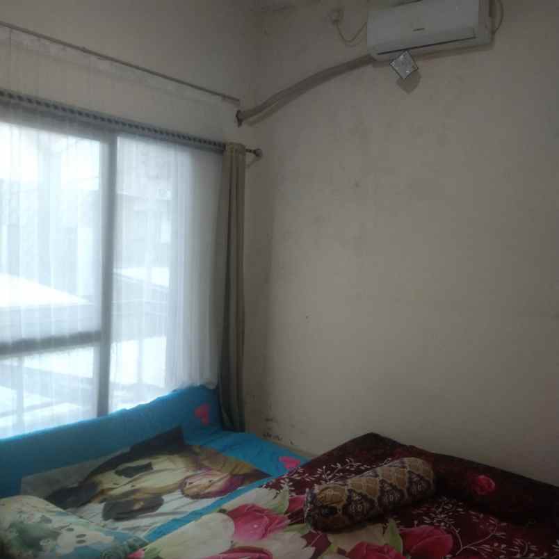 dijual rumah oma regency cimanggis