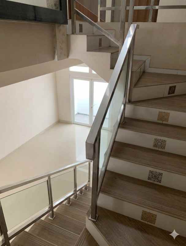 dijual rumah pagedangan