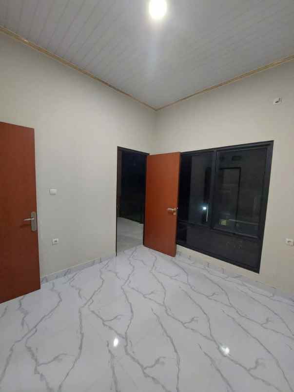 dijual rumah pamulang