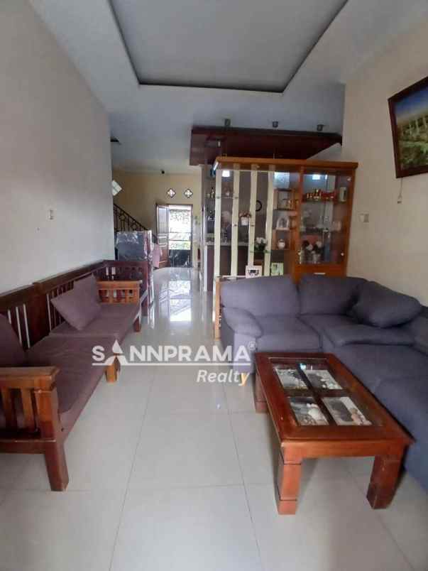 dijual rumah pancoran mas