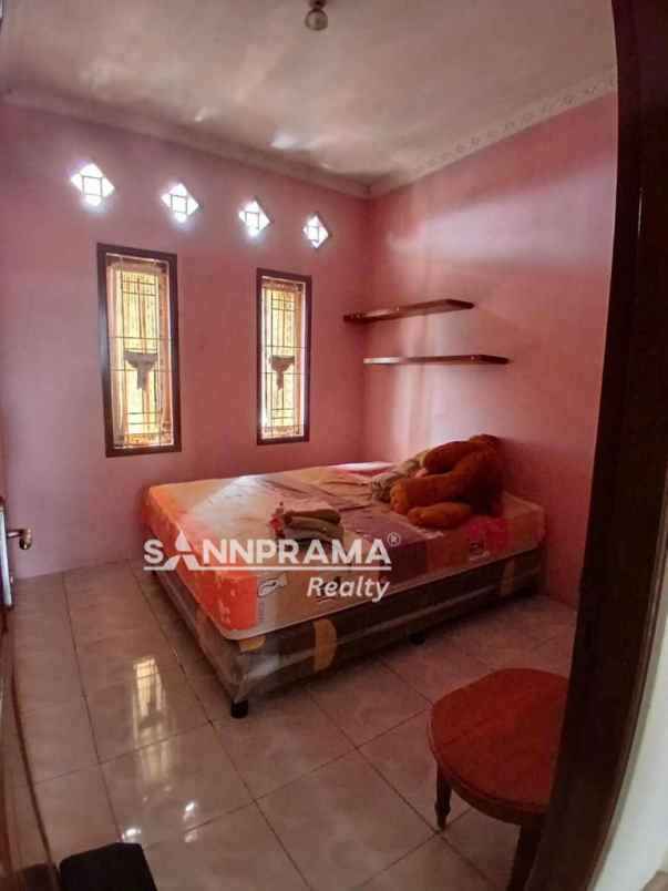 dijual rumah pancoran mas