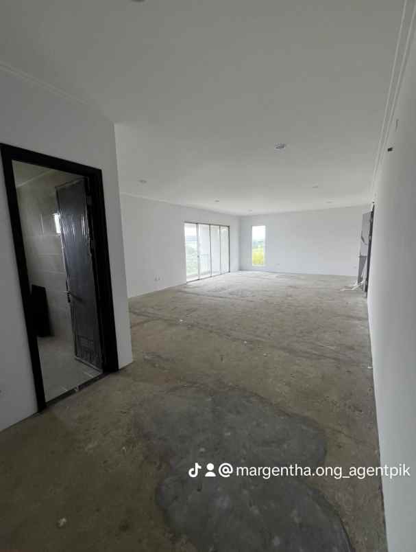 dijual rumah pantai indah kapuk jakarta