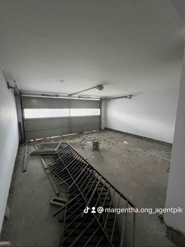 dijual rumah pantai indah kapuk jakarta