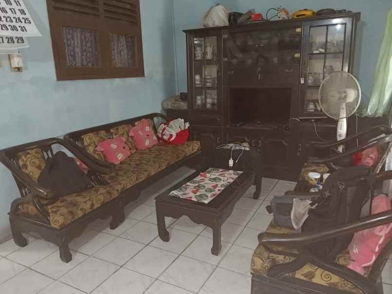 dijual rumah pasar minggu