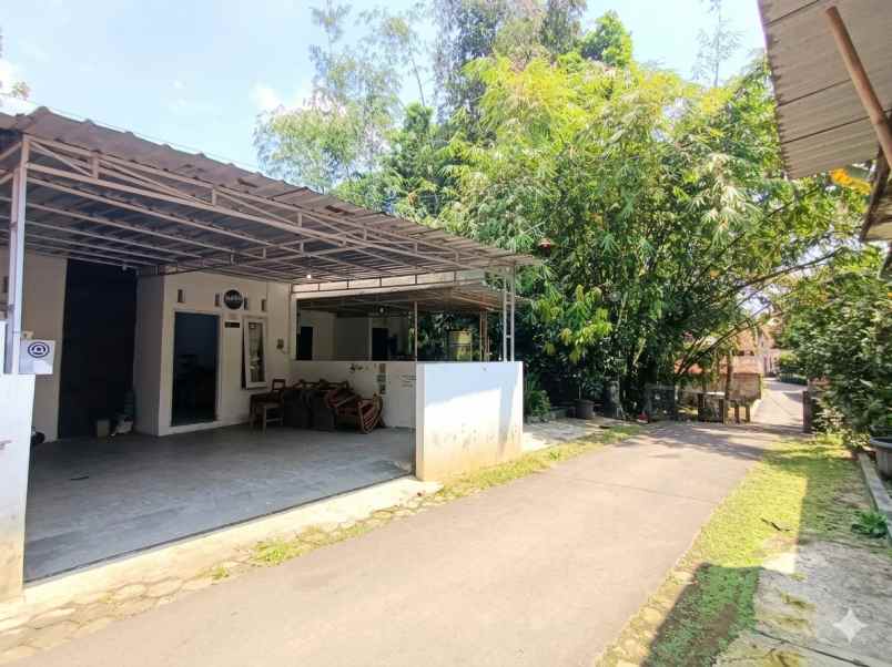 dijual rumah pasar ngino