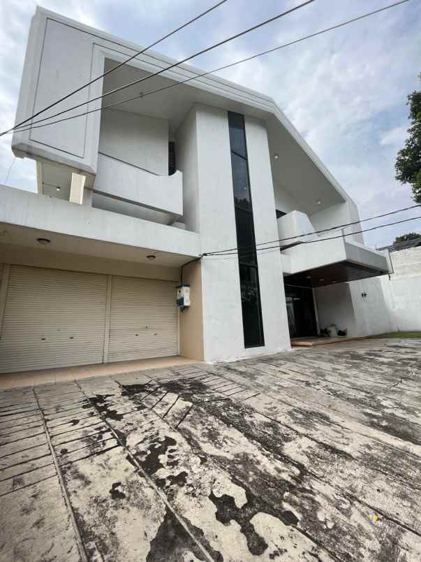 dijual rumah pela mampang kec mampang