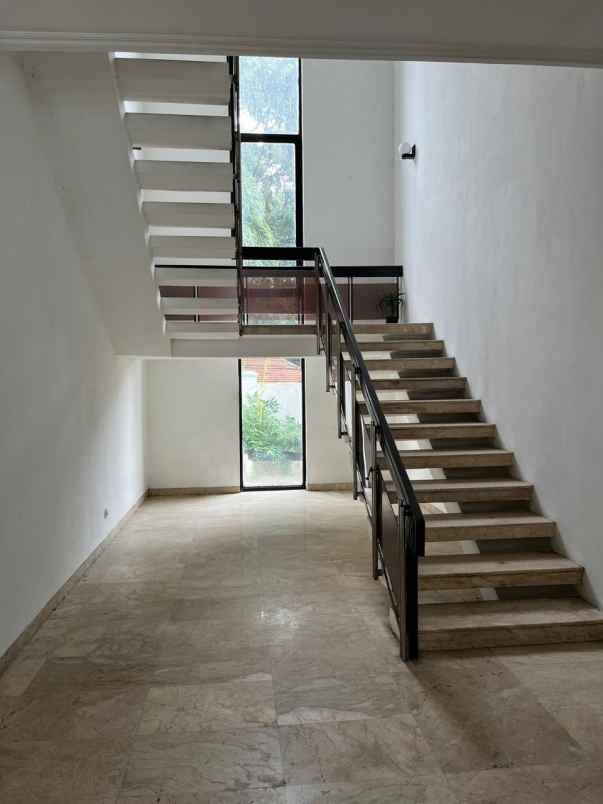 dijual rumah pela mampang kec mampang