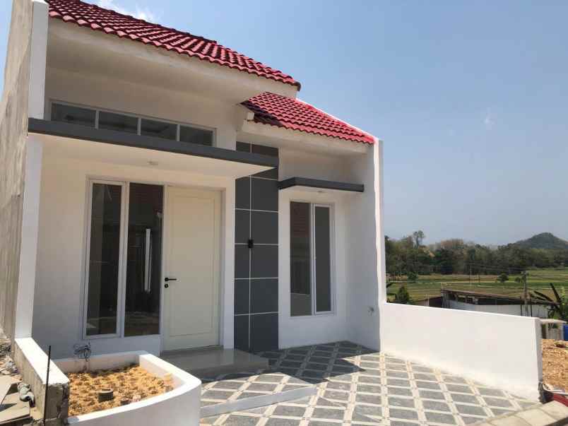 dijual rumah pendekan margodadi seyegan