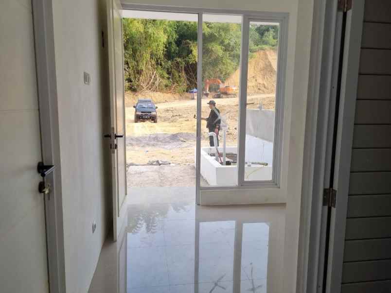 dijual rumah pendekan margodadi seyegan