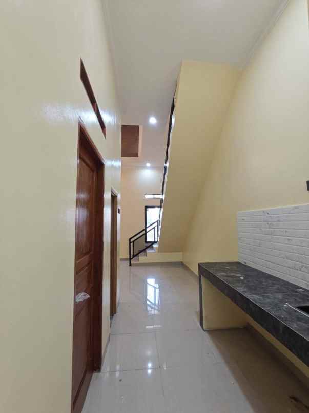 dijual rumah permata hijau permai kota