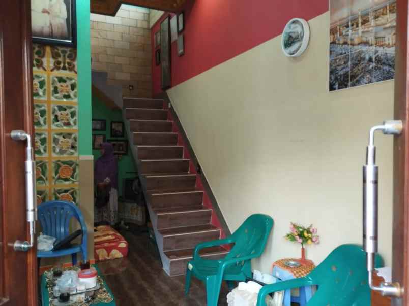 dijual rumah perum banjarsari asri