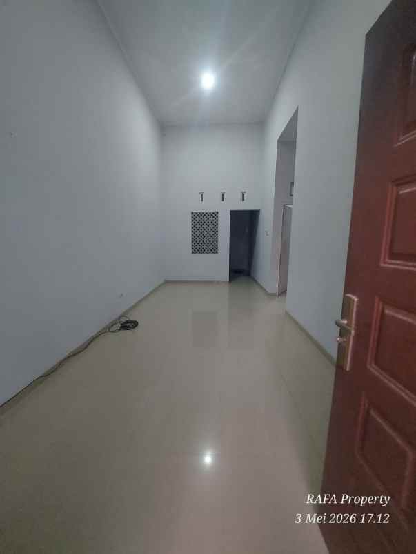 dijual rumah perum bpd 3
